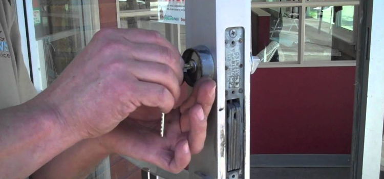 commercial door lock repair Clearlake