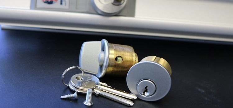 Commercial Lock Installation Clearlake